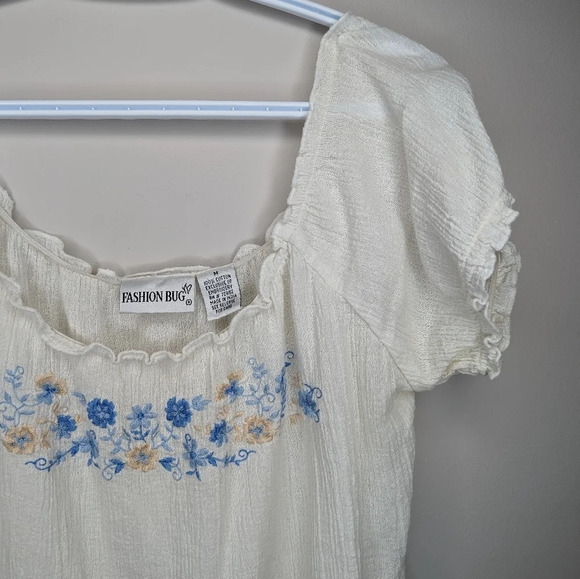 Fashion Bug White Textured Embroidered Blue Floral Neckline Women Medium - Picture 3 of 7